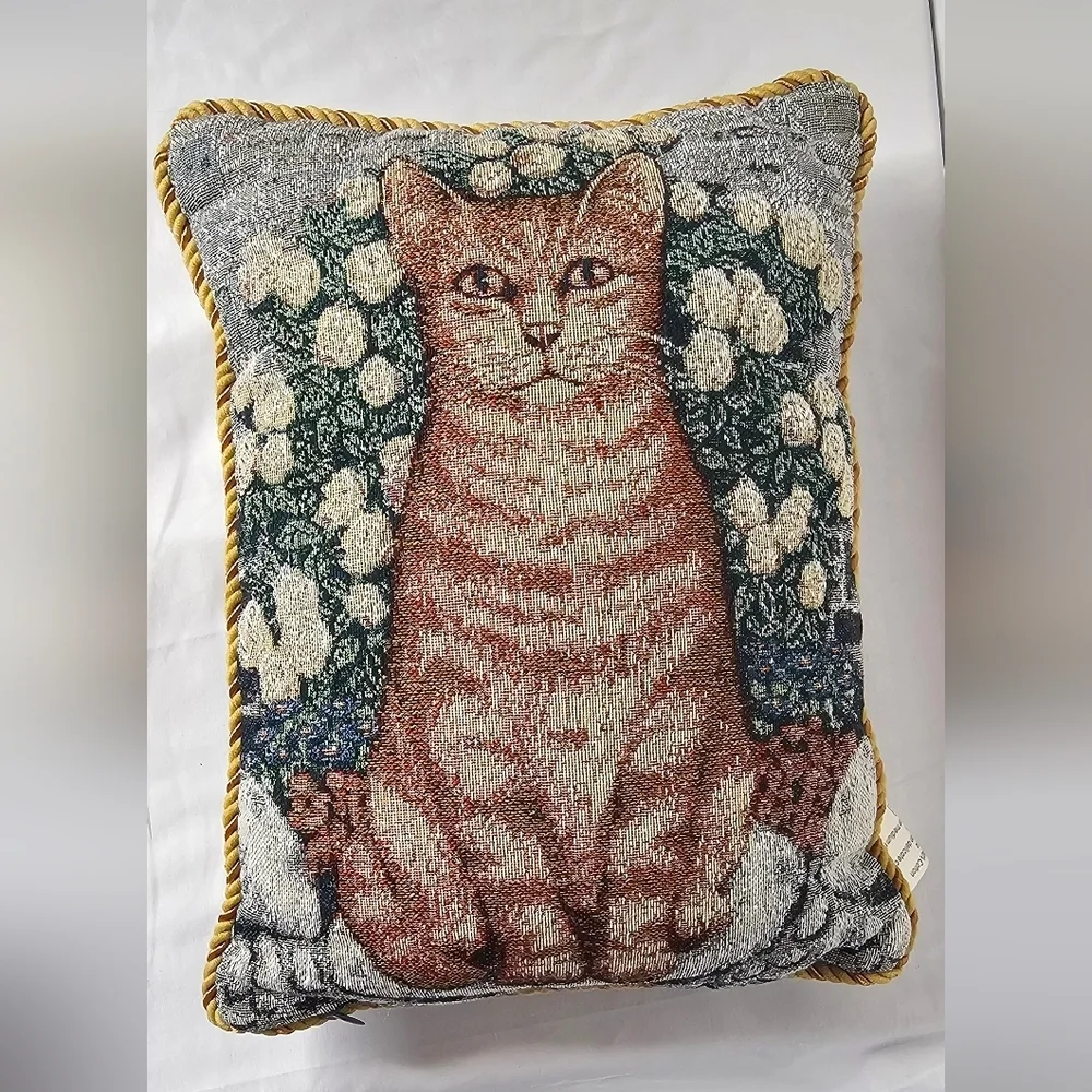 ​Vtg Tapestry Cat Pillow Woven Tabby Ginger Cat & Floral Garden - Cottagecore